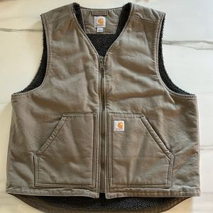 Carhartt Sherpa lined vest